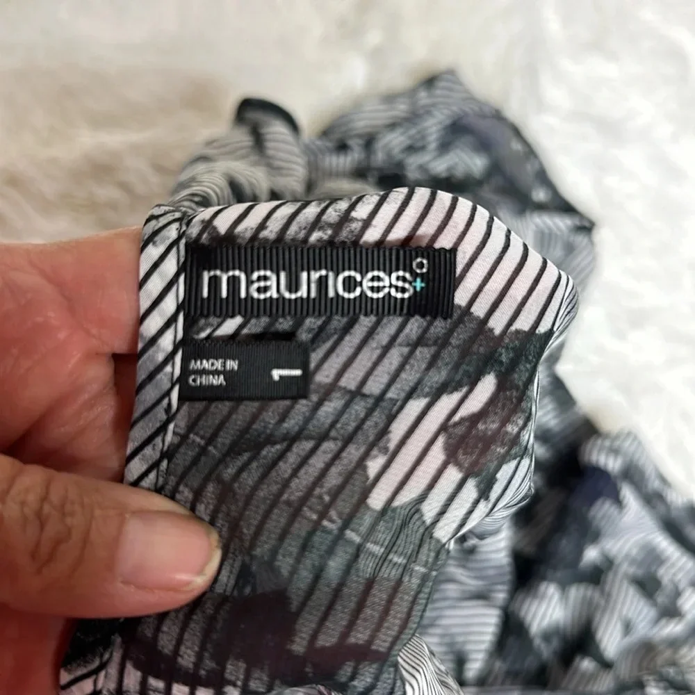 Maurice Semi Sheer Floral Top - Picture 6 of 7